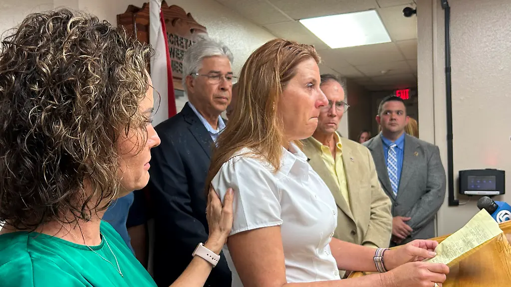 392e97d3e034f6680e844f8806bac6b9