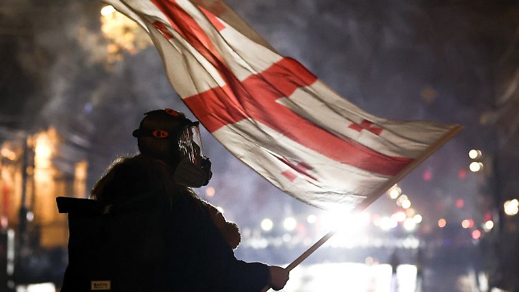 Für dieses Bild wird Michail Tereschenko ausgezeichnet. Den Kontext, in dem es entstand und in dem sein Urheber steht, hat die World Press Photo Foundation ausgeblendet.