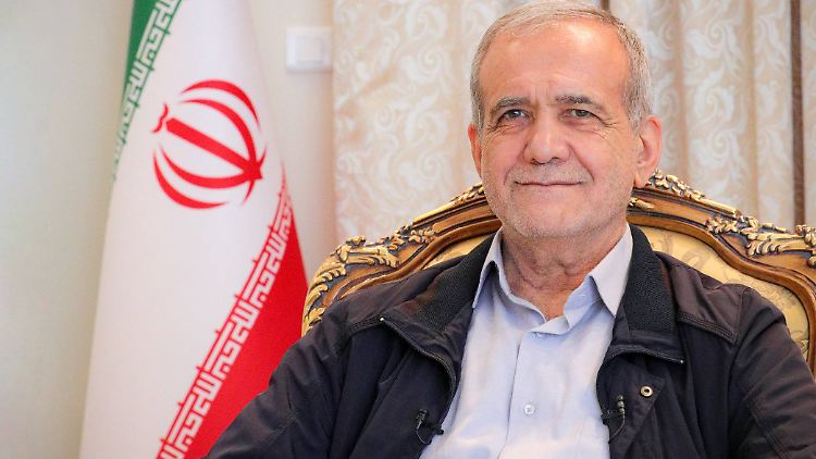 Nach Angaben von Präsident Masoud Pezeshkian baut Iran keine Atombomben.