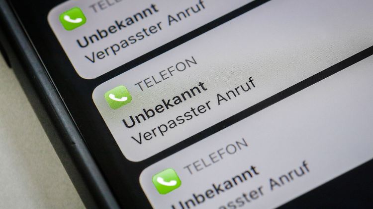 Für den Anrufer kann es ärgerlich sein, ohne konkreten Grund abgelehnt zu werden.
