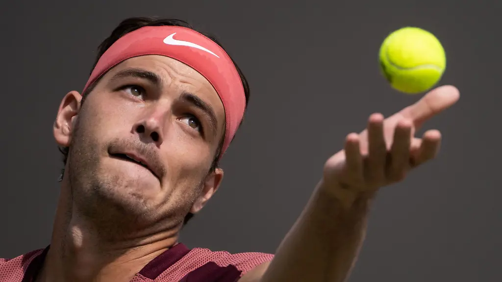 Taylor-Fritz-schlaegt-auf