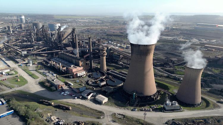 Bis zu 2700 der 3500 Beschäftigten von British Steel sollen nach dem Willen des chinesischen Eigentümers das Unternehmen verlassen.