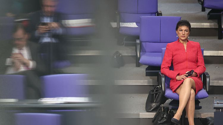 Den Bundestag muss Sahra Wagenknecht verlassen, ihre Partei nicht.