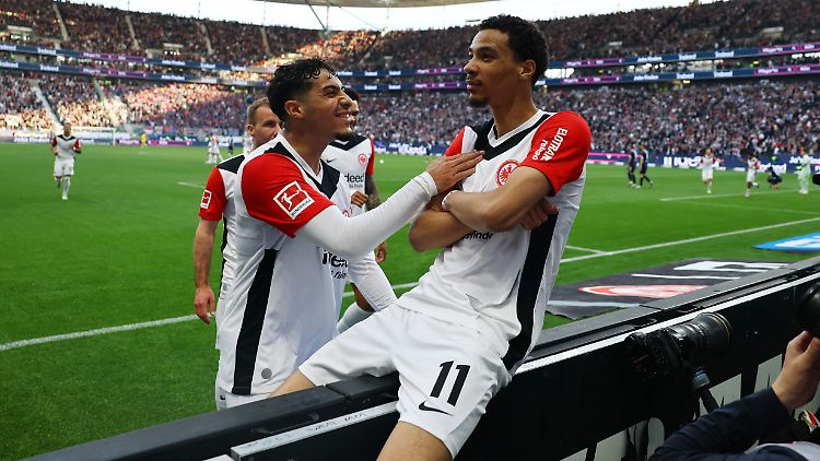 Lässig. Das ist das Motto der Frankfurter Eintracht gegen Heidenheim.