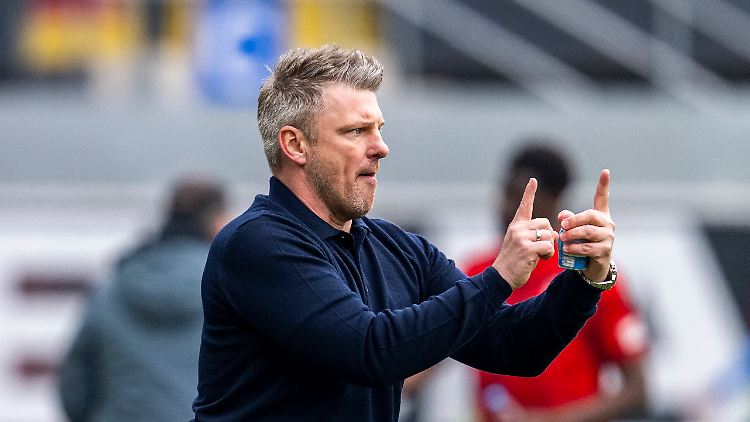 Gibt möglicherweise bald in der ersten Liga seine Anweisungen: Lukas Kwasniok.