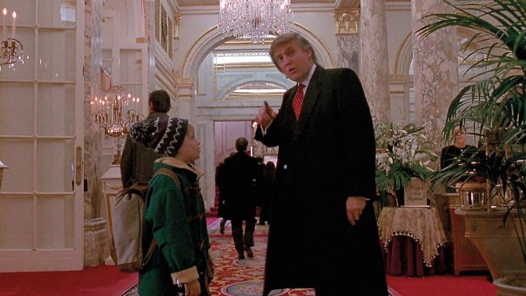 Macaulay Culkin als Kevin McCallister und Donald Trump in "Kevin - Allein in New York".