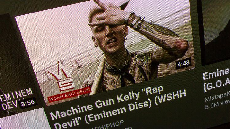 In der Musikszene ist es nicht unüblich, dass Künstler in Songs übereinander herziehen.
