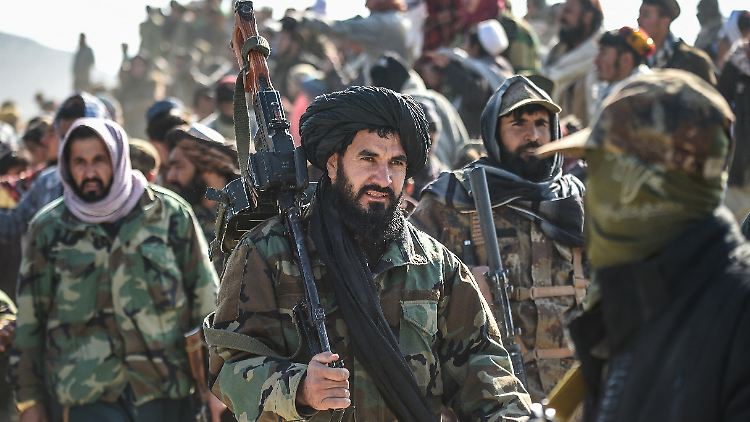 Die Bundesregierung erkennt die Taliban politisch nicht als legitime Regierung Afghanistans an. 