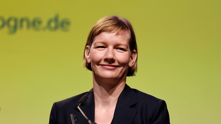Sandra Hüller wurde in Thüringen geboren und lebt mittlerweile in Leipzig.