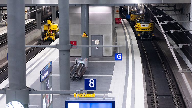 Vom heutigen Abend bis Dienstagmorgen ist die Tiefebene des Bahnhofs komplett gesperrt.