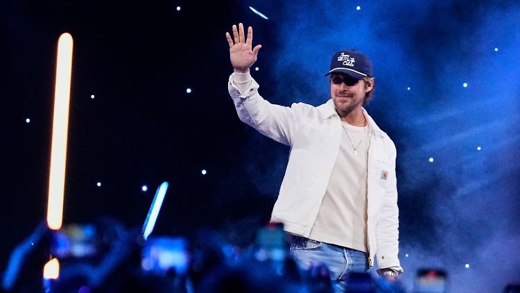 Gosling freut sich in Tokio über "so viel Liebe" der "Star Wars"-Fans.