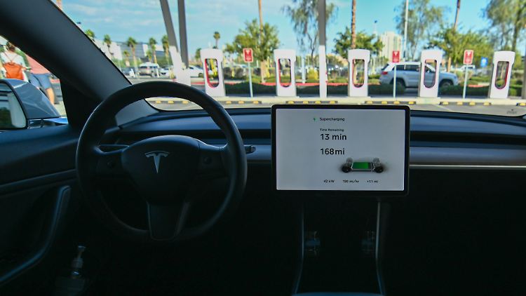 Tesla bestreitet alle wesentlichen Behauptungen in der Klage.