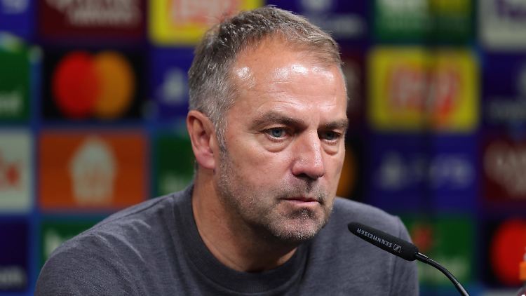 Hansi Flick leidet mit dem heftig in der Kritik stehenden Carlo Ancelotti.
