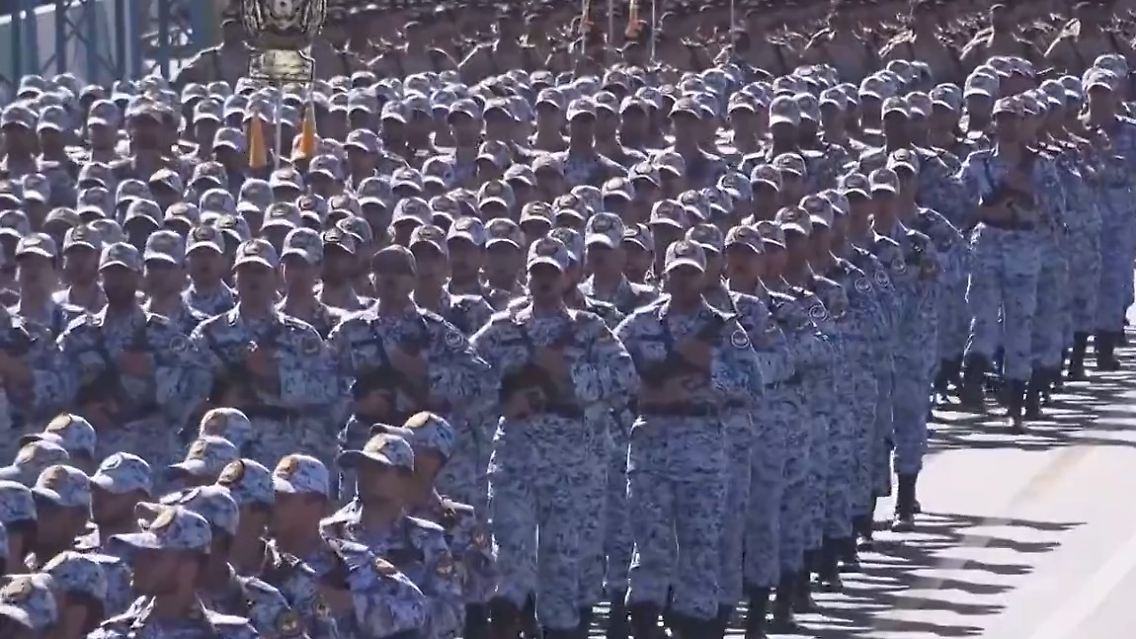 Iran Soldaten.jpg