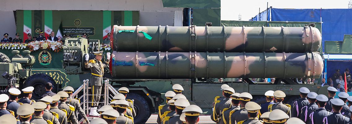 AFP__20250418__42QD3NZ__v1__HighRes__IranPoliticsDefenceMilitary.jpg