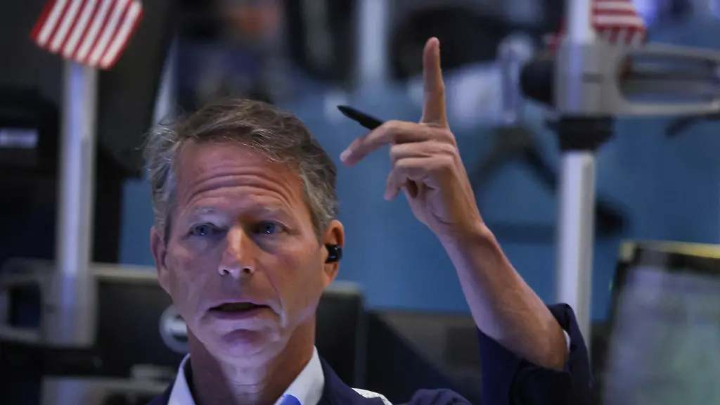 59efbb0fc8fa608c579fa3d3ef995a35