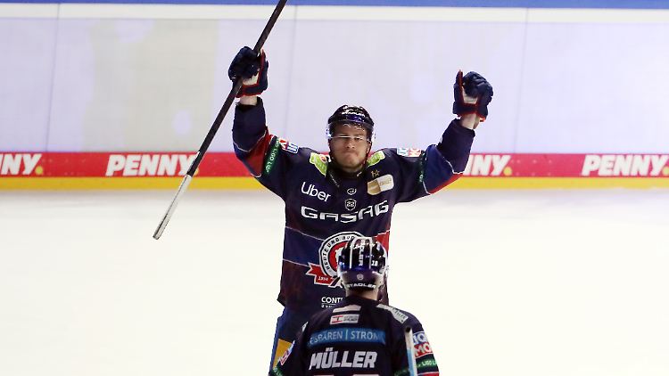 Eisbären-Stürmer Leonhard Pföderl spielte groß auf. 