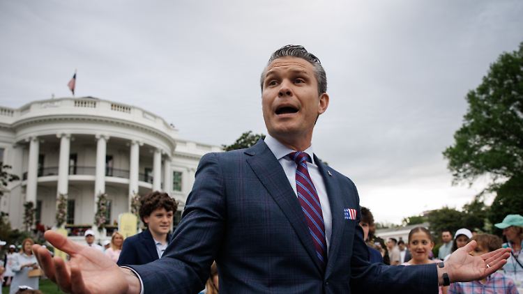 Dunkle Wolken über Hegseth.