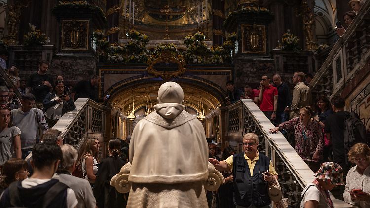 Die katholische Kirche erwartet nun ihren 267. Papst.