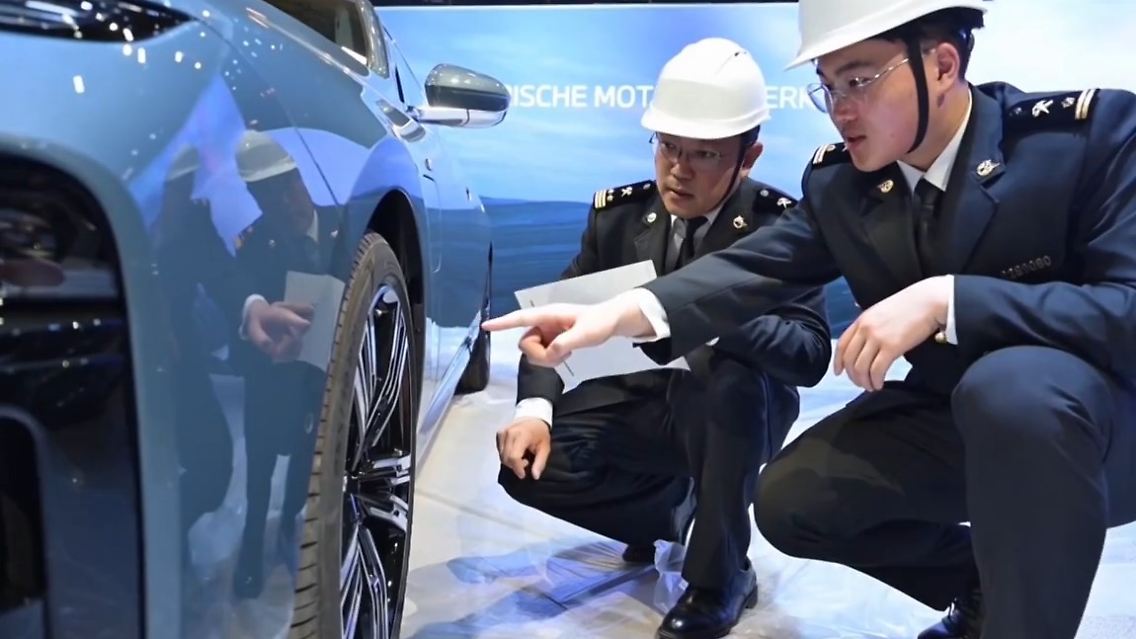 China Automarkt.jpg