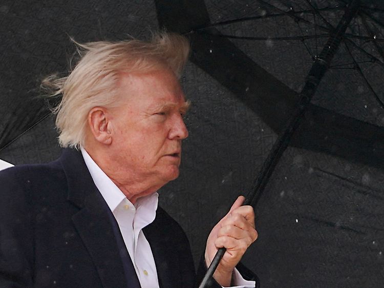 Singin' in the rain? Oder singend unter der Dusche? Auf jeden Fall in "Wash"-ington ...