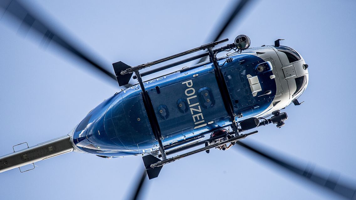 Auch ein Hubschrauber suchte nach der Zwölfjährigen.