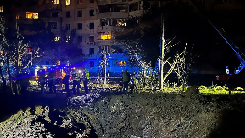 2023-06-10T063208Z-539491458-RC26G1AK4LW1-RTRMADP-3-UKRAINE-CRISIS-ATTACK-ODESA