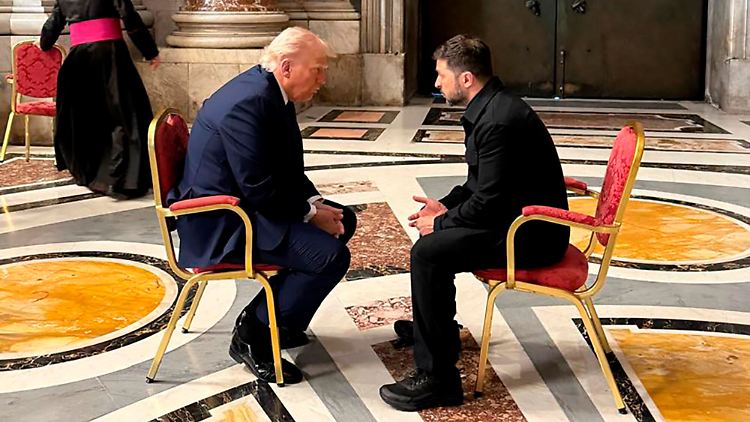 Trump und Selenskyj bei ihrem Treffen in Rom. 