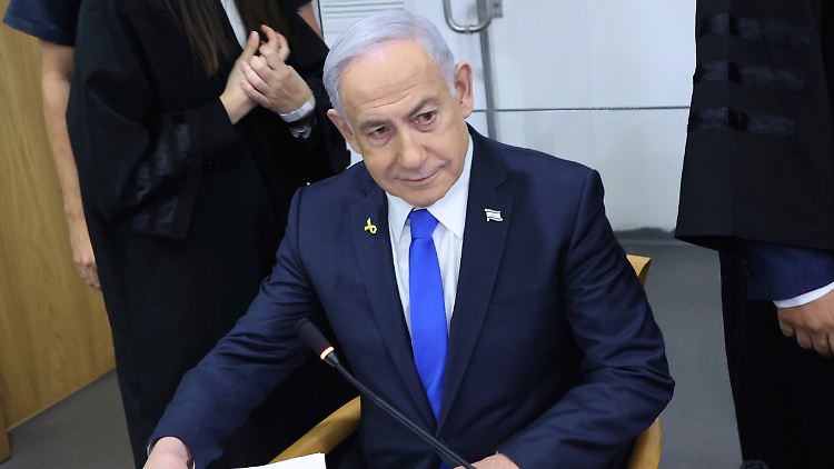 Israels Premier Netanjahu dringt darauf, den Iran nuklear vollständig zu entwaffnen. 