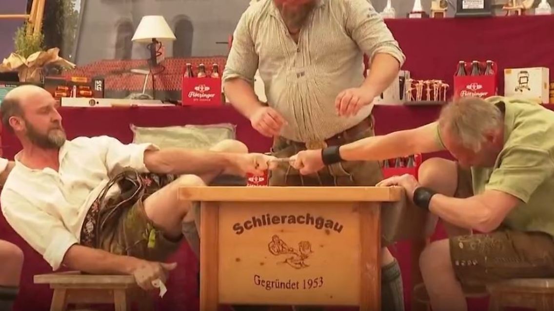 Fingerhakeln.JPG