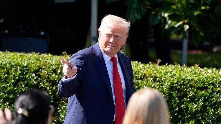 Die Strafzölle sollten eigentlich am 3. Mai in Kraft treten. Trump will sie offenbar schon vorher wieder kassieren.