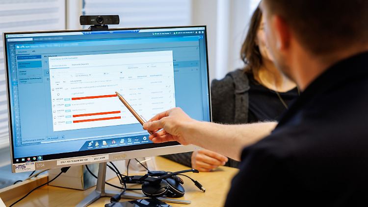 Arztbriefe und Laborbefunde: Künftig sollen Ärzte sie in die elektronische Patientenakte einstellen. 