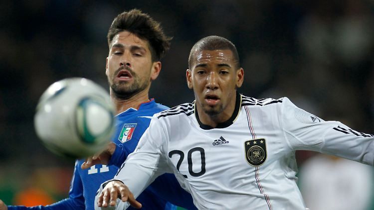 Neu-Bayer: Jerome Boateng.