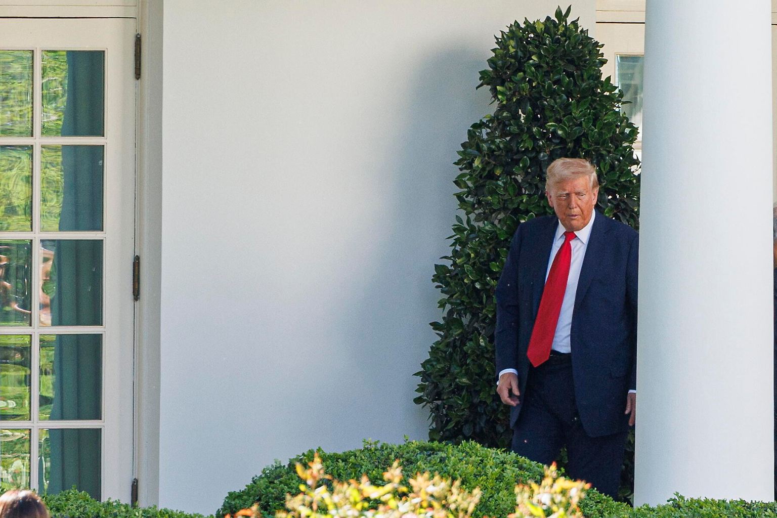 Er ist wieder da - seit 100 Tagen nun. Donald Trump ist zum zweiten Mal US-Präsident. Zeit für einen Überblick in Zahlen und Bildern: ...