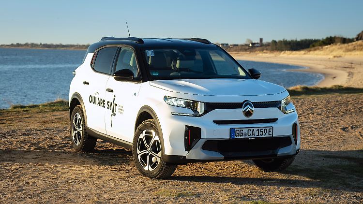 Tradition trifft auf Moderne: Das historische Markenemblem steht dem Citroën C3 Aircross gut zu Gesicht.