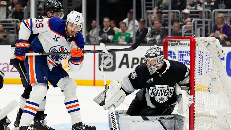 Leon Draisaitl traf zwar dieses Mal nicht, aber dafür lieferte einen Assist.