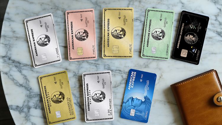 American Express setzt auf Farben, um die Kartenstufen sichtbar zu machen.