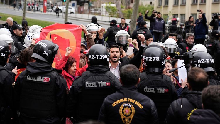 Mehr als 50.000 Polizisten waren in Istanbul im Einsatz.