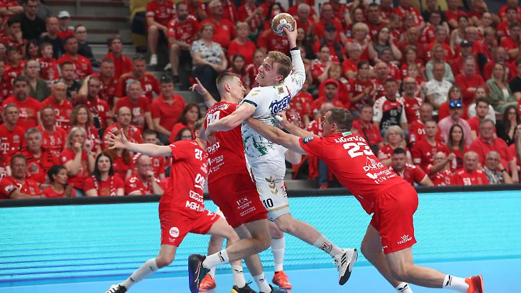 Gisli Kristjansson erzielte zwei Sekunden vor Schluss den Siegtreffer für Magdeburg.