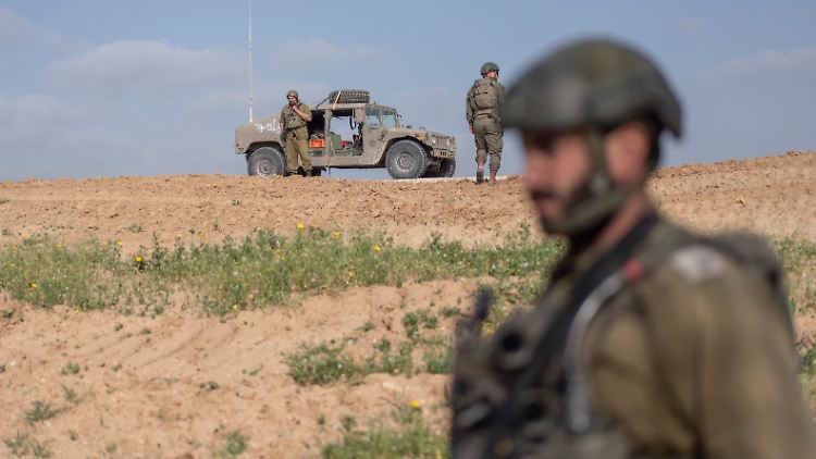 Die Reservisten sollen offenbar an der Grenze zum Libanon und im Westjordanland eingesetzt werden.