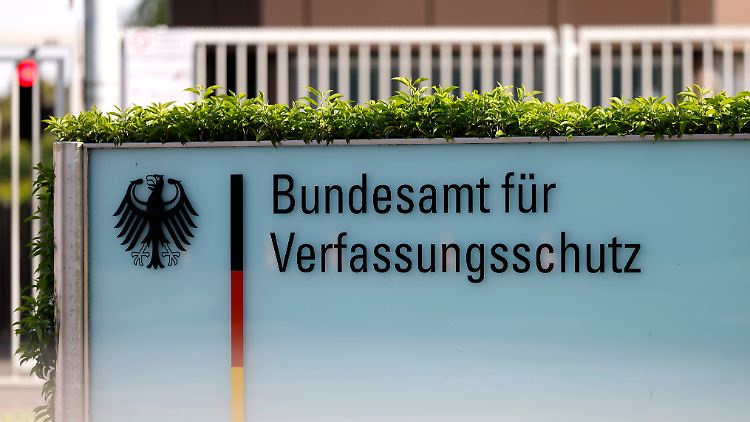 "Unsere Rolle als Abwehrdienst gewinnt zunehmend an Bedeutung", sagte der Vize-Präsident des Bundesamts für Verfassungsschutz, Sinan Selen.