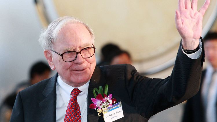 "Bloomberg" schätzt das Vermögen von Buffett auf rund 150 Milliarden Dollar.