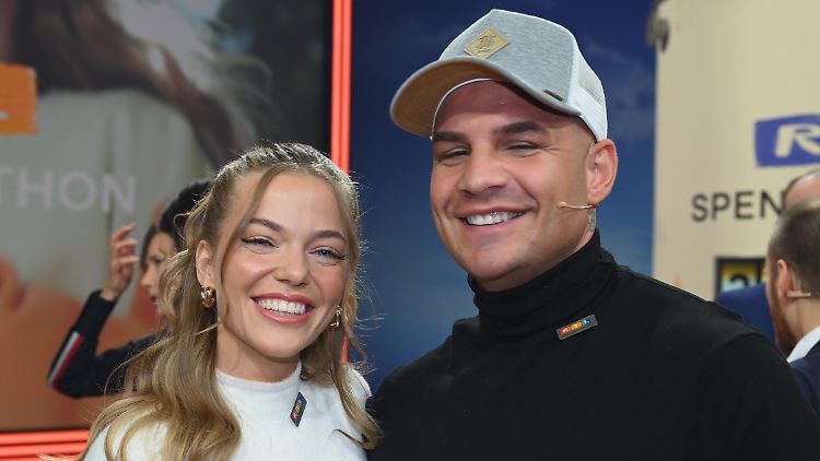 Laura Mara Rypa und Pietro Lombardi haben ihren Sohn taufen lassen.