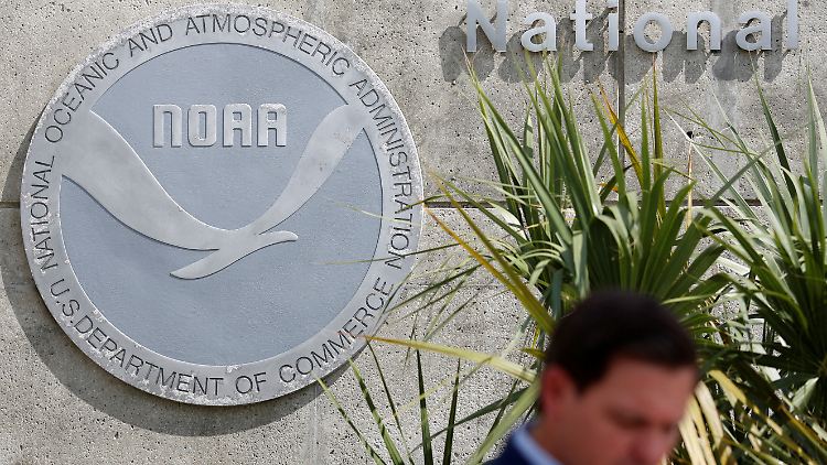 Erste NOAA-Datensätze werden in Bremen gesichert.