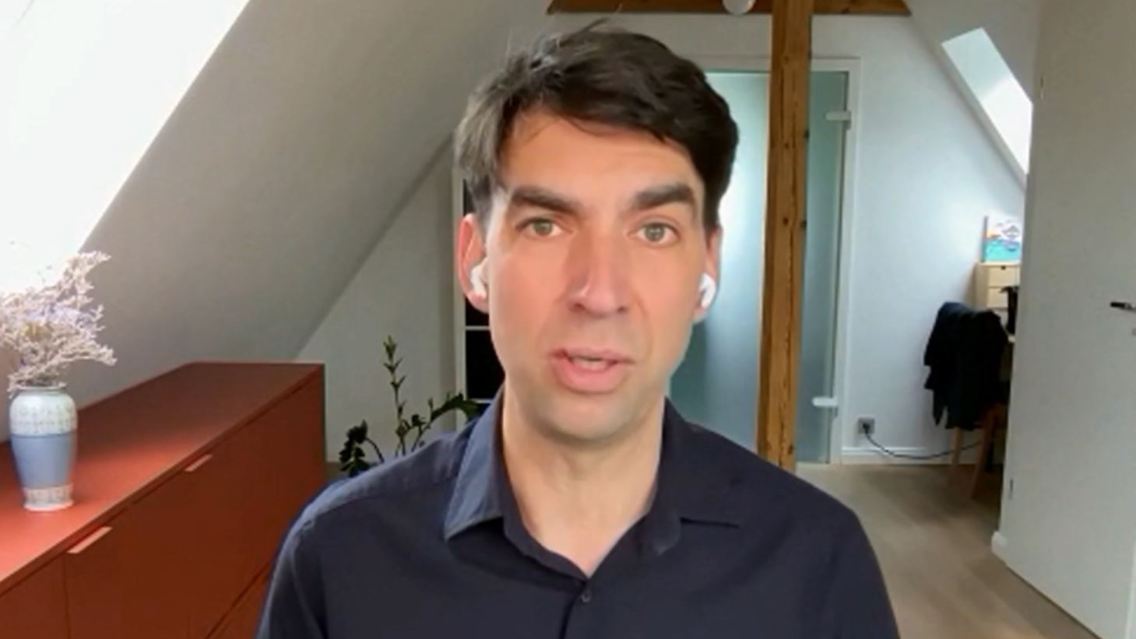 Henze.JPG