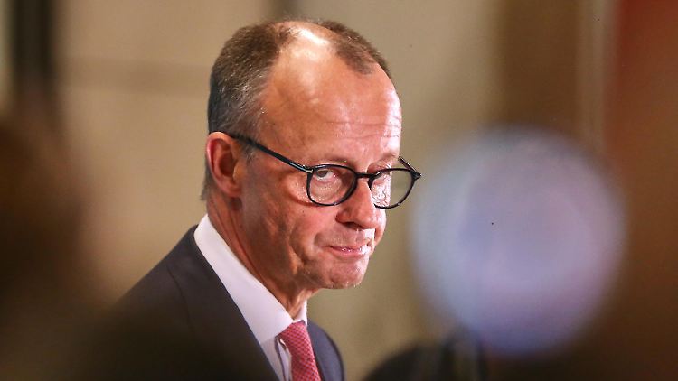 Bislang sieht es so aus, als würde Friedrich Merz darauf hoffen, im zweiten Wahlgang genügend Stimmen zu bekommen.