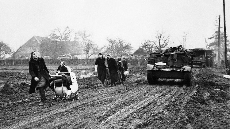 Millionen Menschen wurden in ganz Europa durch den Weltkrieg vertrieben. 