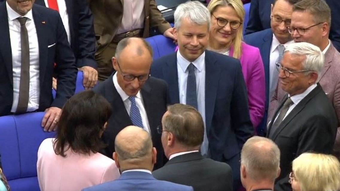 MErz_Gratulationen.JPG