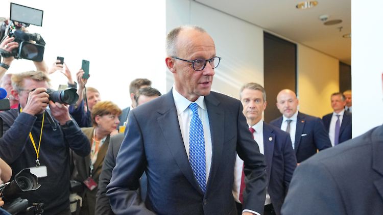 Merz will die "europapolitische Sprachlosigkeit" beenden. 