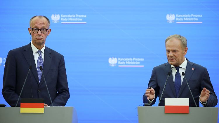 Die Merz-Regierung will mehr Migranten nach Polen zurückweisen. Ministerpräsident Tusk kündigt nun Gegenmaßnahmen an.